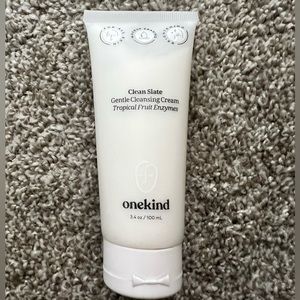 𝅺ONEKIND Clean Slate Gentle Cleansing Cream